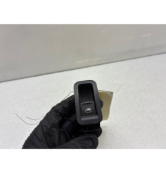Interrupteur de leve vitre avant droit VOLKSWAGEN POLO 5