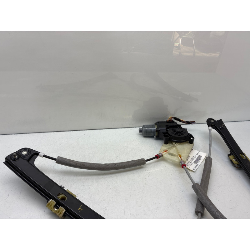 Leve vitre electrique avant gauche VOLKSWAGEN POLO 5 Photo n°7