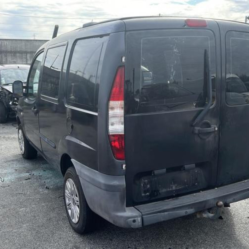 Porte de coffre droit FIAT DOBLO 1 Photo n°13