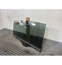 Vitre arriere droit FORD FOCUS 4 Photo n°1