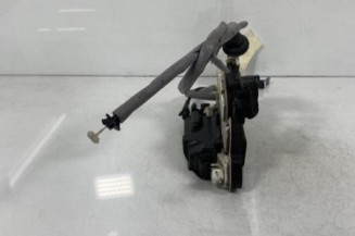 Serrure avant gauche VOLKSWAGEN POLO 5