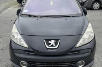 Pretensionneur de ceinture avant droit PEUGEOT 207