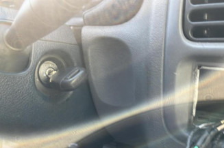 Interrupteur de leve vitre avant gauche RENAULT CLIO 2