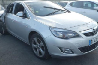 Traverse superieure OPEL ASTRA J