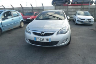 Moteur essuie glace avant OPEL ASTRA J