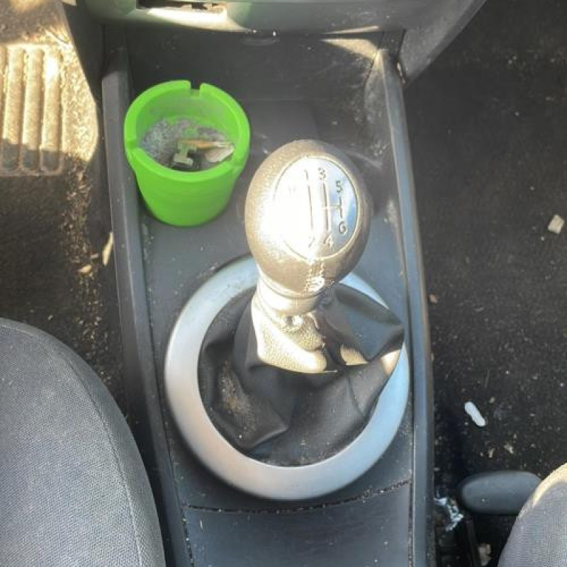 Porte avant droit RENAULT MEGANE 2 Photo n°14