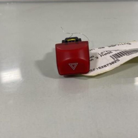 Bouton de warning NISSAN MICRA 3 Photo n°1