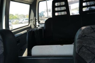 Serrure avant droit CITROEN JUMPY 1
