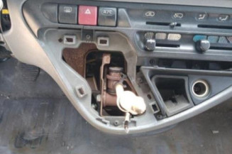 Serrure avant droit CITROEN JUMPY 1