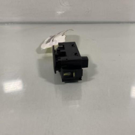 Bouton de warning DACIA SANDERO 2