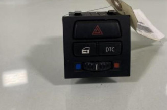 Bouton de warning BMW SERIE 3 E91 Photo n°1