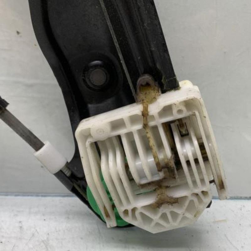 Leve vitre electrique avant droit BMW SERIE 3 E91 Photo n°3