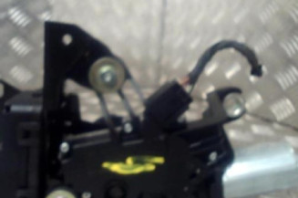 Moteur essuie glace arriere BMW SERIE 3 E91 Photo n°1