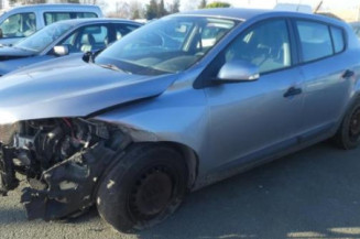 Pretensionneur de ceinture avant droit RENAULT MEGANE 3