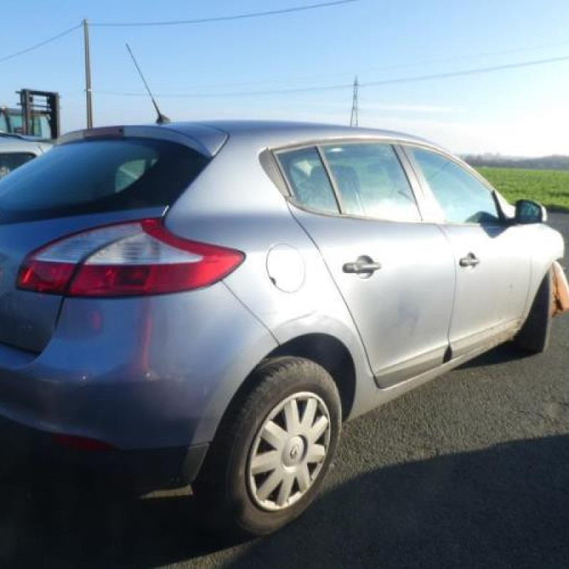 Pretensionneur de ceinture avant droit RENAULT MEGANE 3 Photo n°6