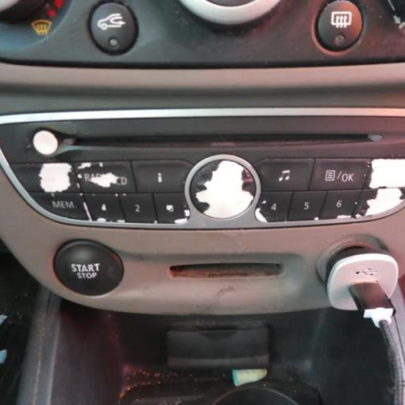 Pretensionneur de ceinture avant droit RENAULT MEGANE 3 Photo n°13