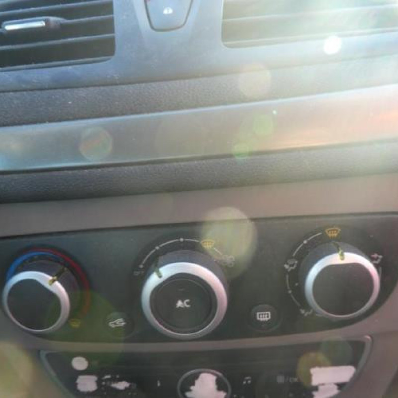 Pretensionneur de ceinture avant droit RENAULT MEGANE 3 Photo n°14