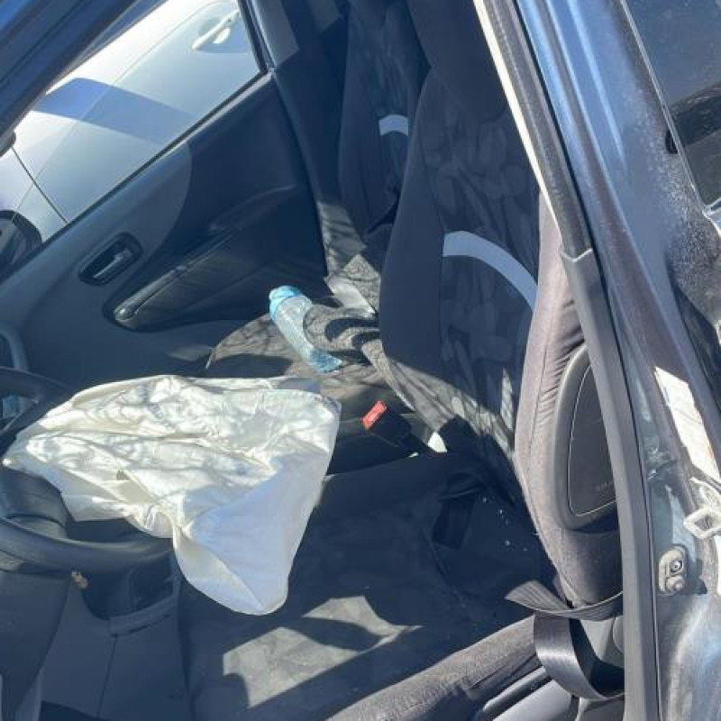 Moteur essuie glace arriere SUZUKI ALTO 3 Photo n°8
