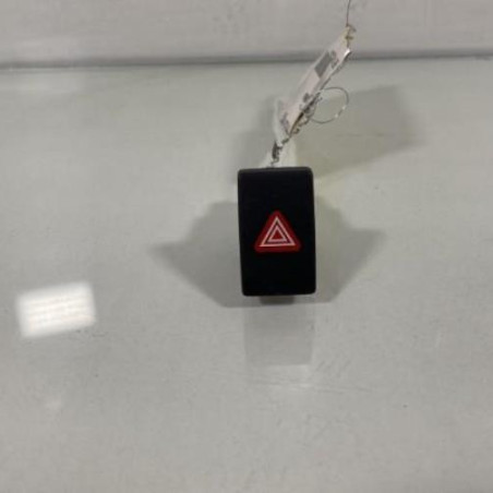 Bouton de warning VOLKSWAGEN GOLF 6 Photo n°1