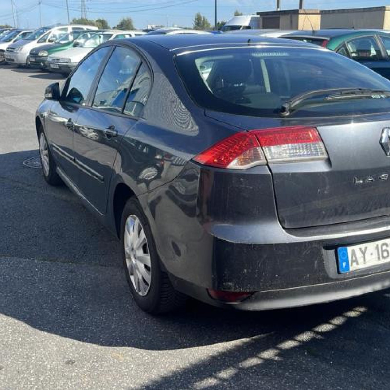 Pretensionneur de ceinture avant droit RENAULT LAGUNA 3 Photo n°7
