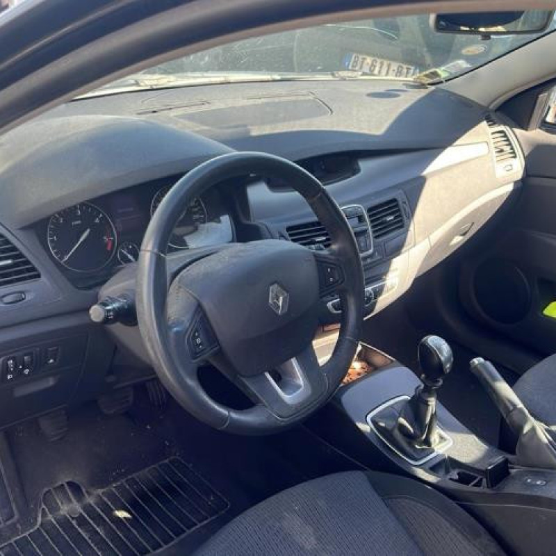 Pretensionneur de ceinture avant droit RENAULT LAGUNA 3 Photo n°9