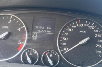 Pretensionneur de ceinture avant droit RENAULT LAGUNA 3