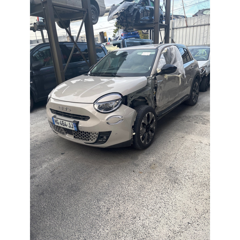 FIAT 600 1.2 - 12V TURBO HYBRID Photo n°7