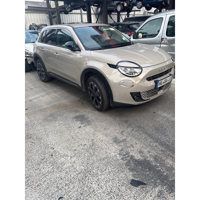 FIAT 600 1.2 - 12V TURBO HYBRID Photo n°8