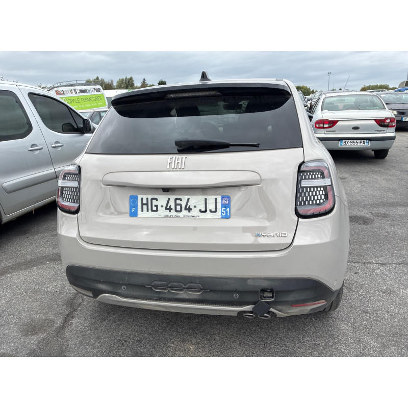 FIAT 600 1.2 - 12V TURBO HYBRID Photo n°11