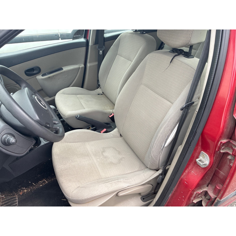 RENAULT CLIO 3 PHASE 1 1.5 DCI - 8V TURBO Photo n°13