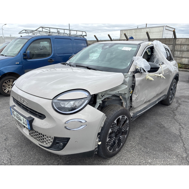 FIAT 600 1.2 - 12V TURBO HYBRID Photo n°13