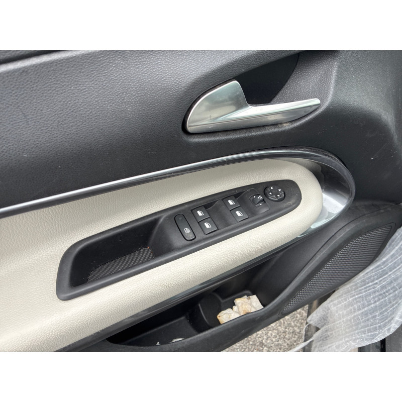 FIAT 600 1.2 - 12V TURBO HYBRID Photo n°19