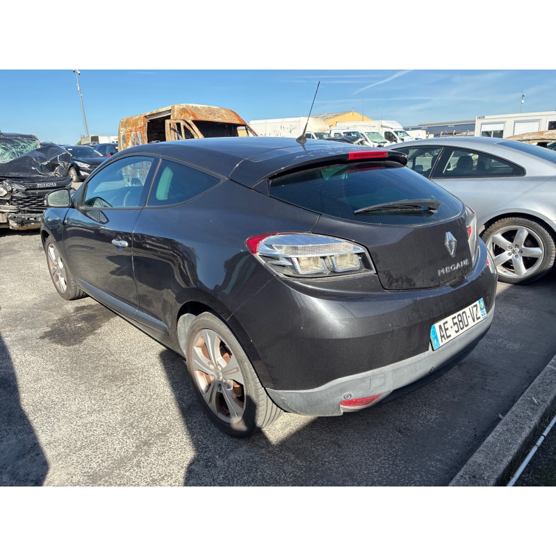 RENAULT MEGANE 3 PHASE 1 COUPE 1.5 DCI - 8V TURBO Photo n°5