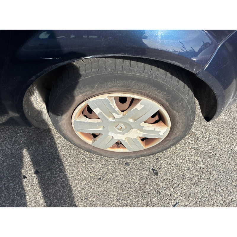 RENAULT SCENIC 2 PHASE 2 1.5 DCI - 8V TURBO Photo n°11