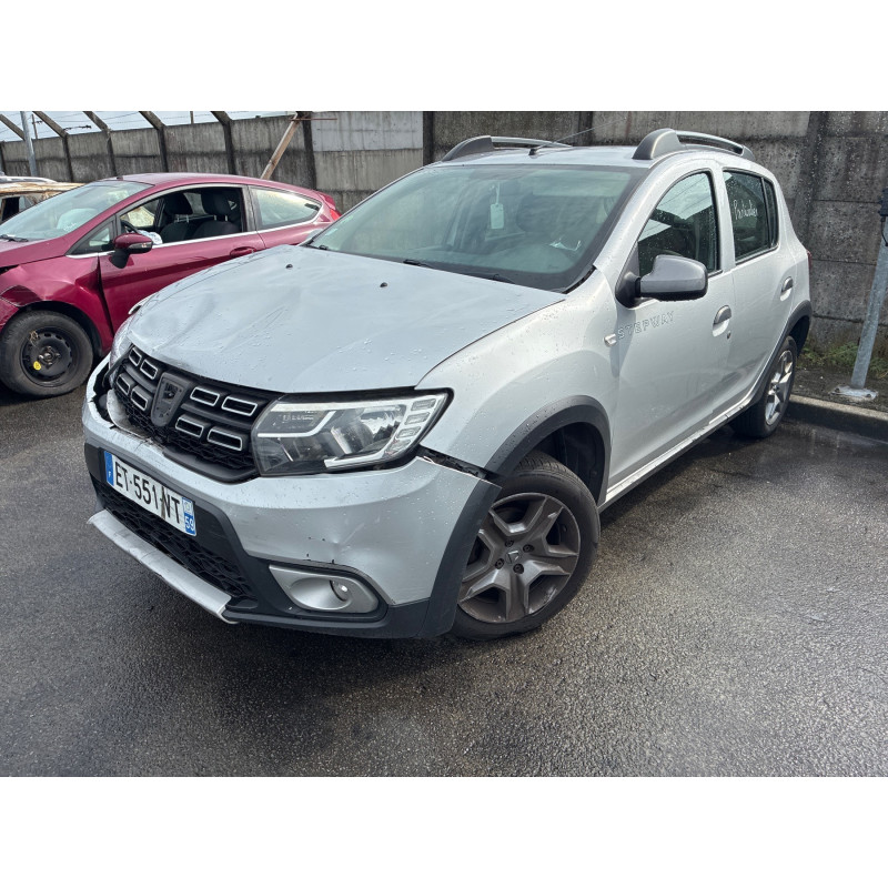 DACIA SANDERO 2 PHASE 2 STEPWAY 1.5 BLUE DCI - 8V TURBO Photo n°3