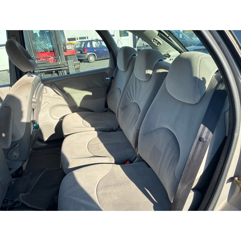CITROEN XSARA PICASSO PHASE 2 1.6 HDI - 16V TURBO Photo n°11