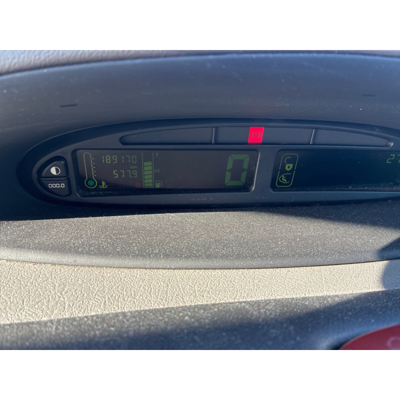 CITROEN XSARA PICASSO PHASE 2 1.6 HDI - 16V TURBO Photo n°18