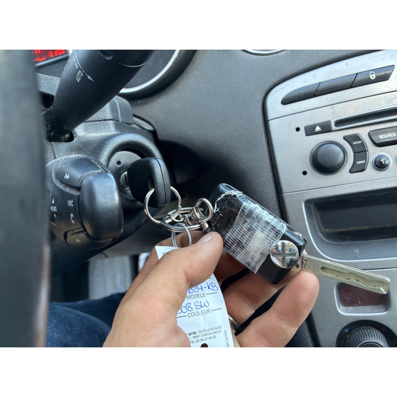 PEUGEOT 308 1 SW PHASE 1 BREAK 1.6 HDI - 16V TURBO Photo n°20