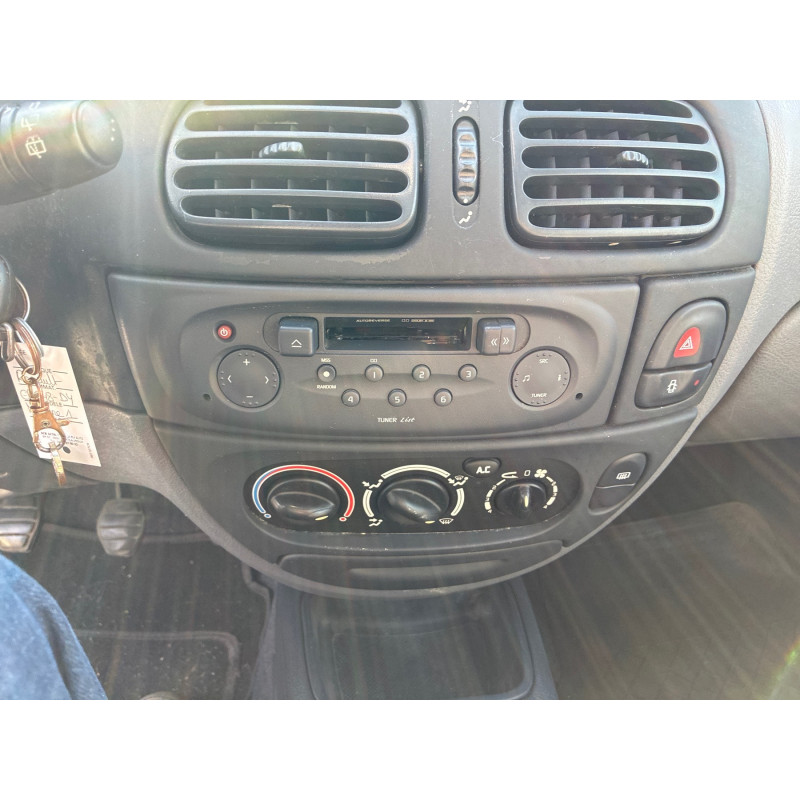RENAULT MEGANE 1 PHASE 2 1.9 DCI - 8V TURBO Photo n°19