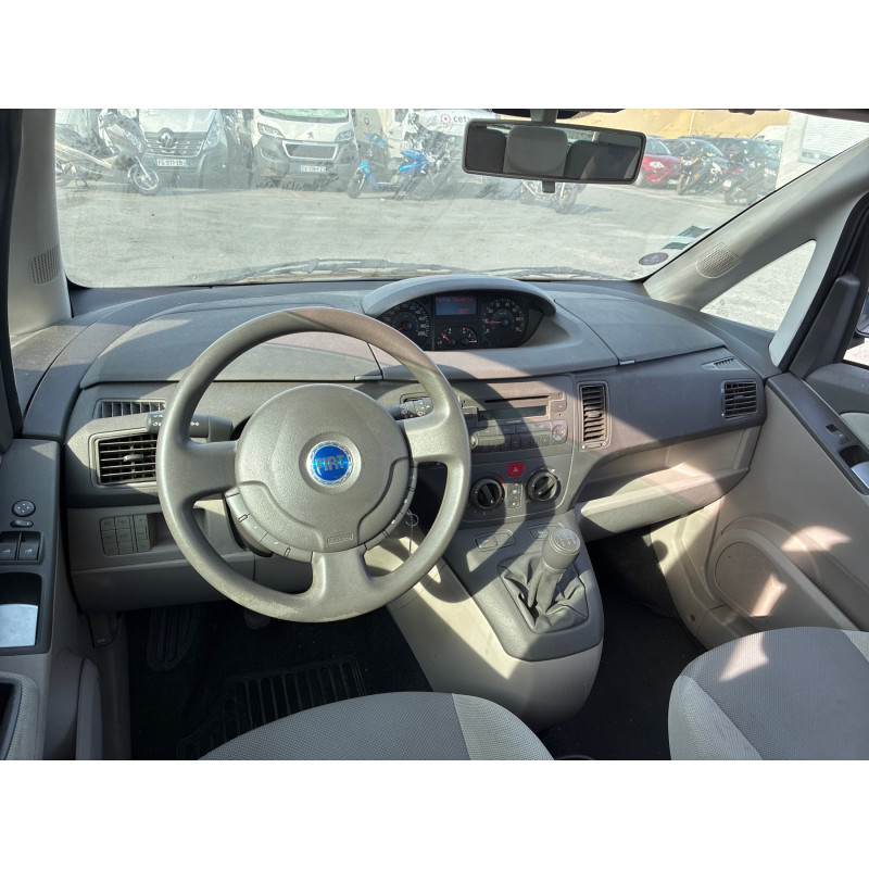 FIAT IDEA PHASE 1 1.9 JTD - 8V TURBO MULTIJET Photo n°5