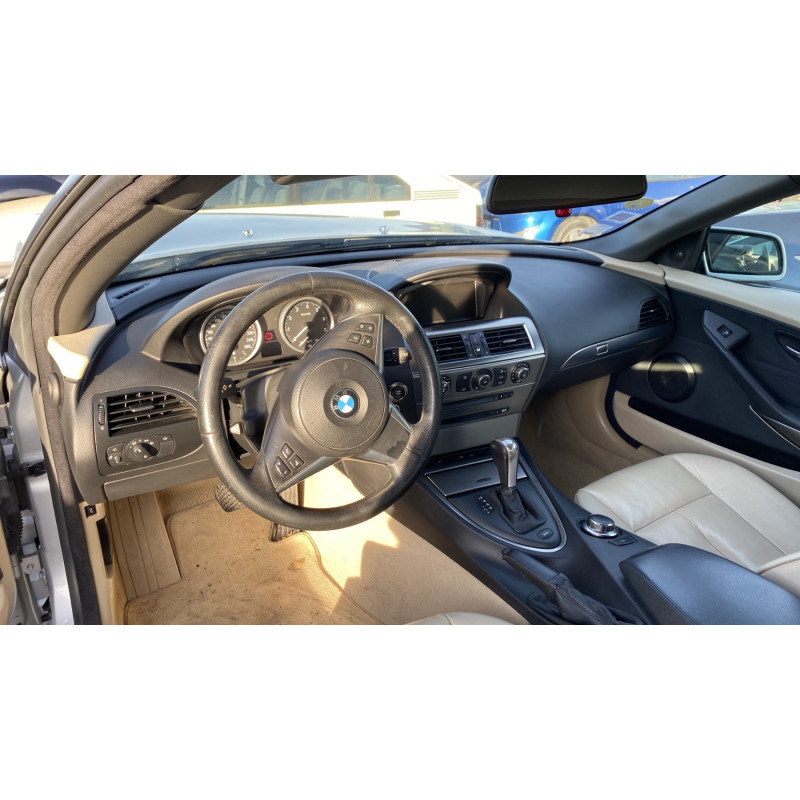 BMW SERIE 6 E64 CABRIO PHASE 1 630i 3.0i - 24V L6 Photo n°13