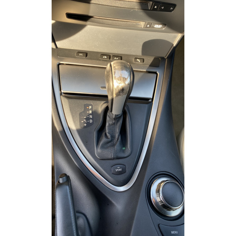 BMW SERIE 6 E64 CABRIO PHASE 1 630i 3.0i - 24V L6 Photo n°16