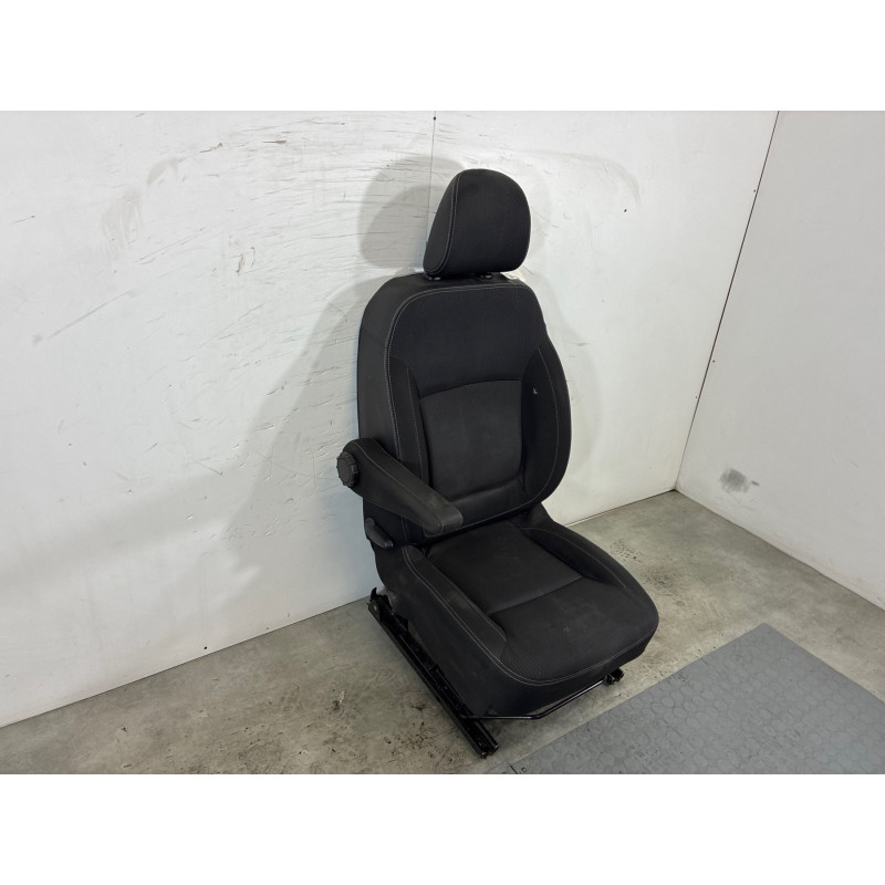 Siege avant gauche RENAULT TRAFIC 3 COURT Photo n°5