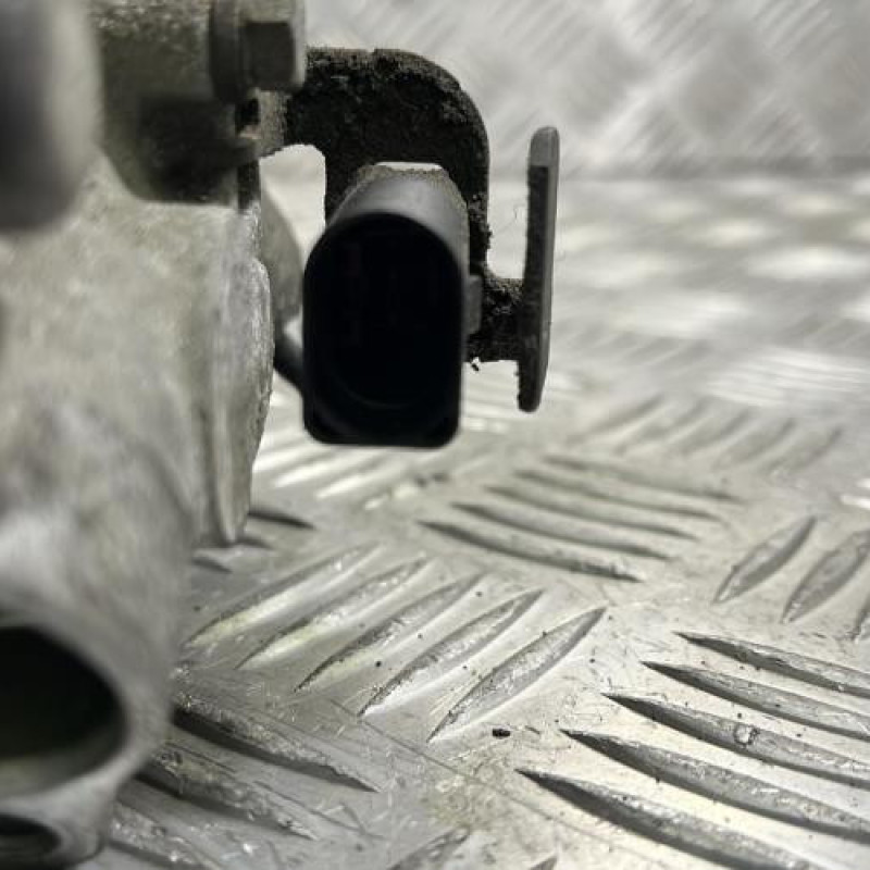 Compresseur clim SEAT IBIZA 3 Photo n°4