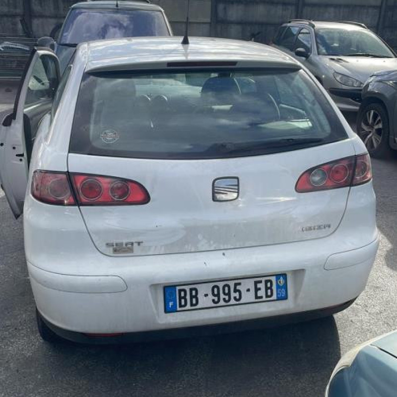 Compresseur clim SEAT IBIZA 3 Photo n°8