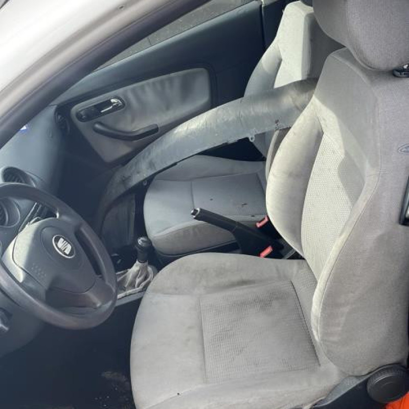 Compresseur clim SEAT IBIZA 3 Photo n°10