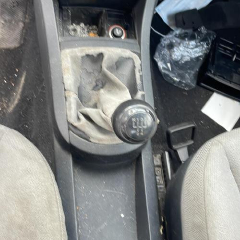 Compresseur clim SEAT IBIZA 3 Photo n°14