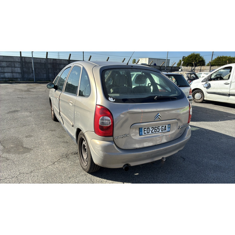 Optique avant principal gauche (feux)(phare) CITROEN XSARA PICASSO Photo n°14