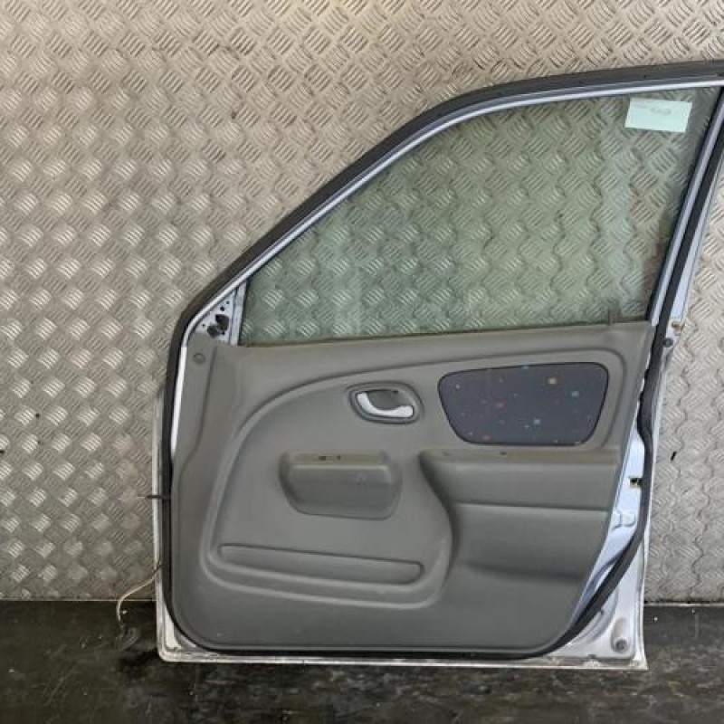 Porte avant droit SUZUKI ALTO 2 Photo n°2