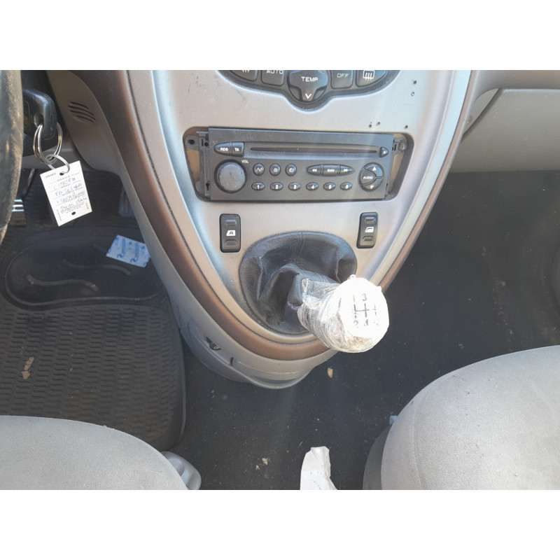 Vitre avant gauche CITROEN XSARA PICASSO Photo n°8